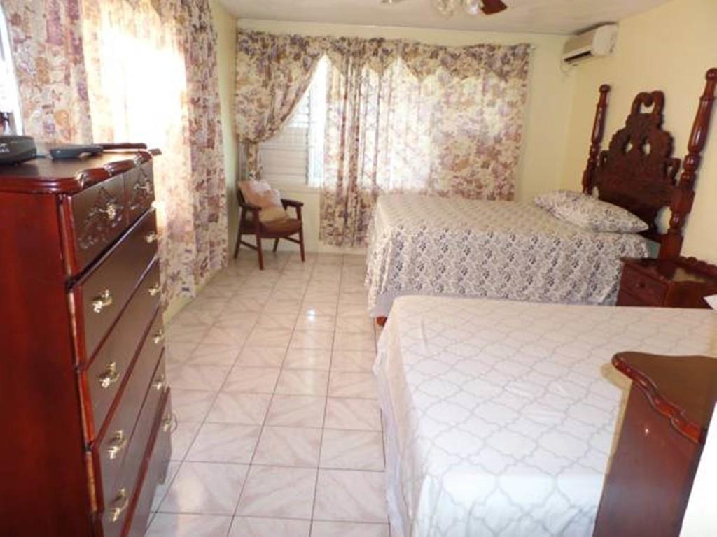Villa Donna Inn Teluk Montego Ruang foto