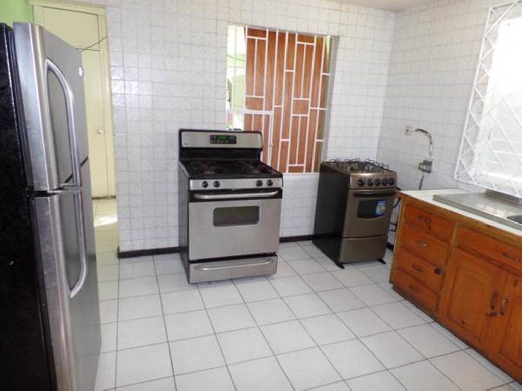 Villa Donna Inn Teluk Montego Bagian luar foto